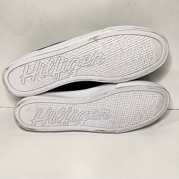 Tommy Hilfiger slip on sneakers - Picture 2 of 5